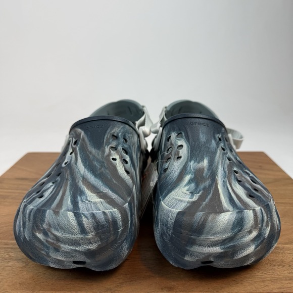 New NWT Mens Crocs Echo Marbled Blue Comfort Clogs Sandals Shoes Size 10 M - Picture 3 of 8